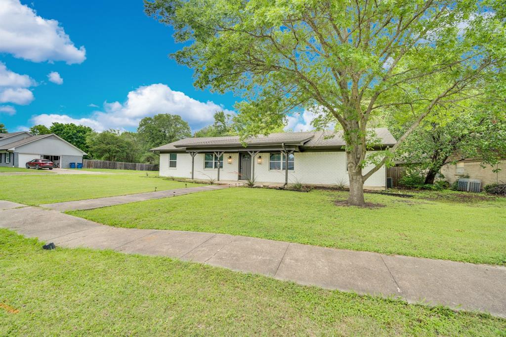 Colonial Estate #1 - Residential