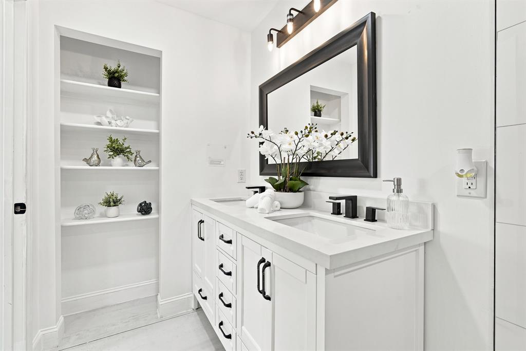Las Villas De Oak Cliff Ph 03 - Residential