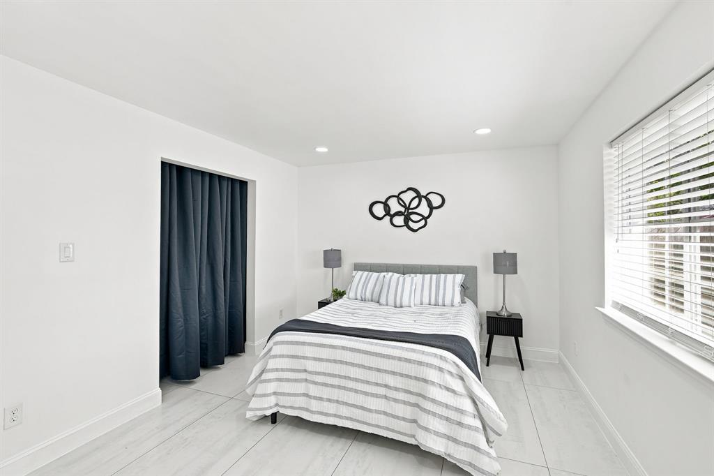 Las Villas De Oak Cliff Ph 03 - Residential