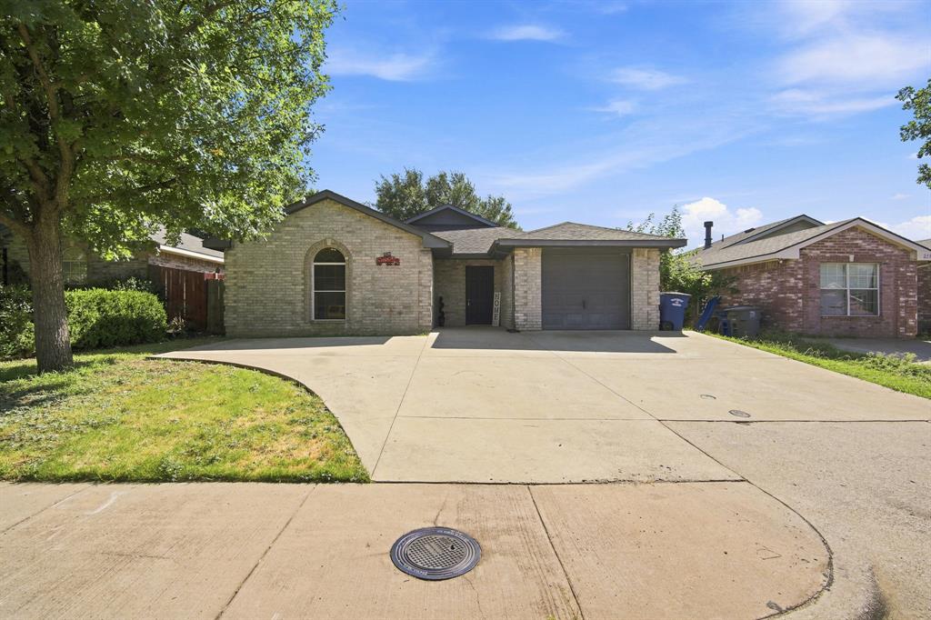 Las Villas De Oak Cliff Ph 03 - Residential