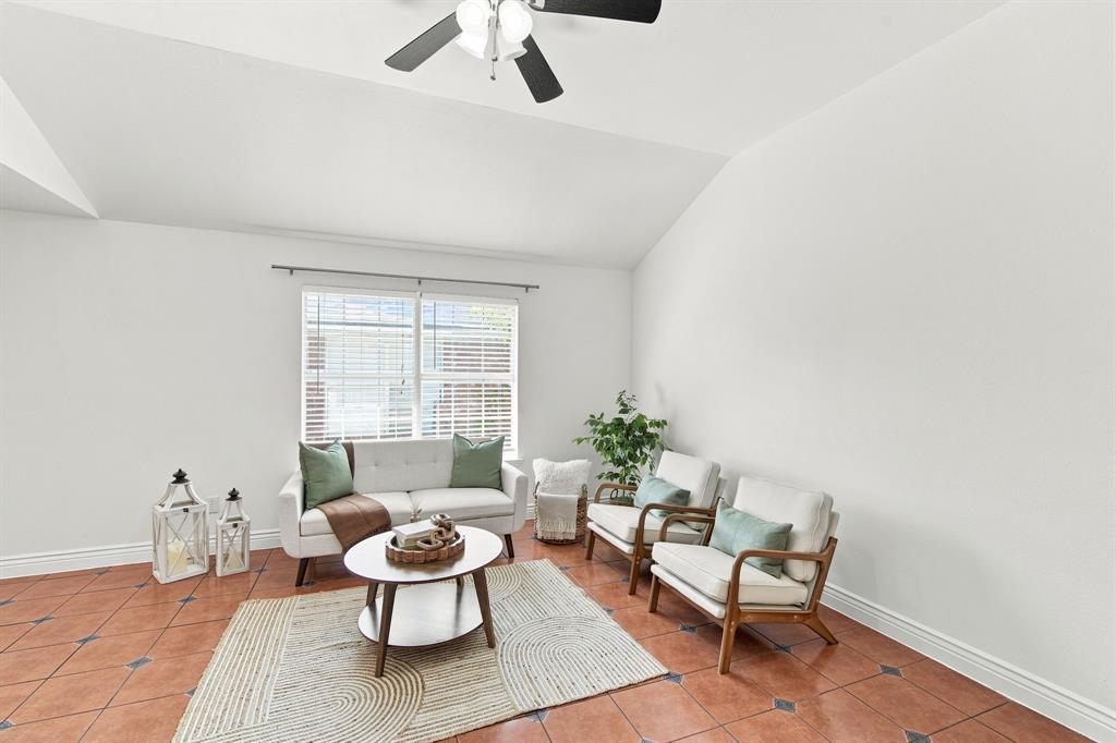 Las Villas De Oak Cliff Ph 03 - Residential