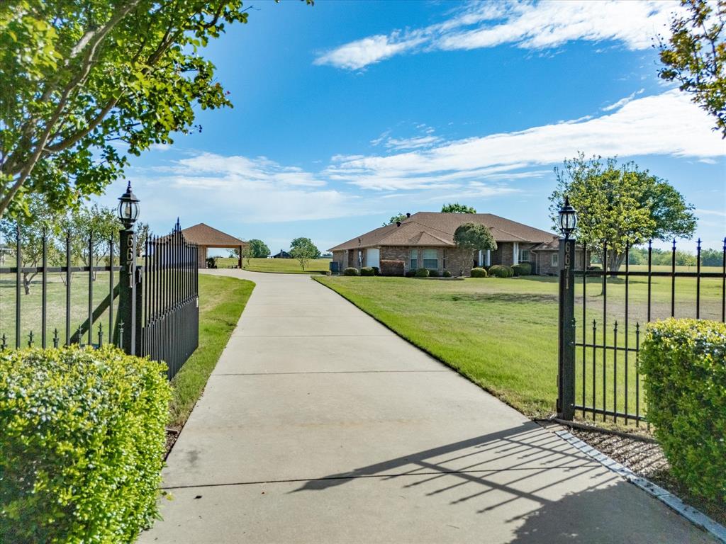 Cross Roads Farm - Residential