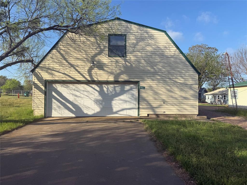 Constantin Park Lake - Residential