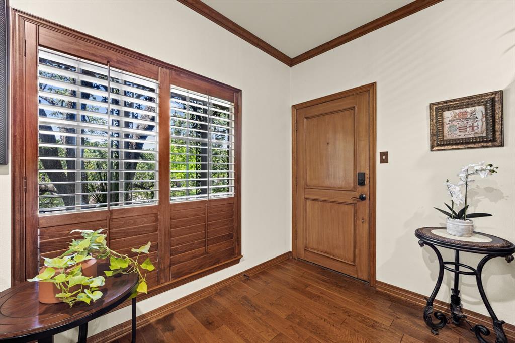 Royale Orleans East Condo - Residential