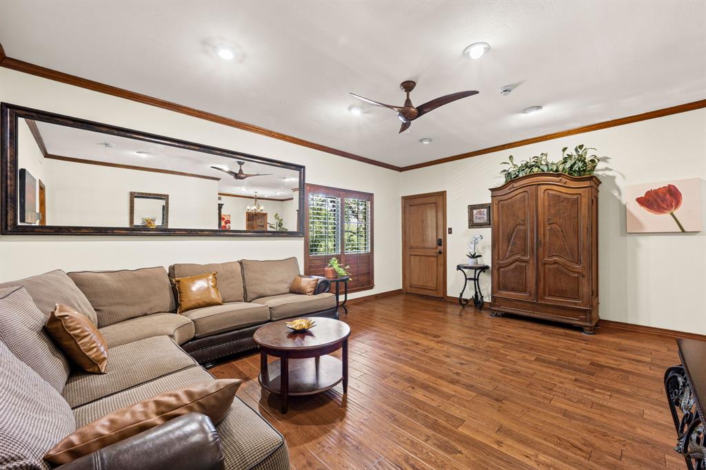 Royale Orleans East Condo - Residential