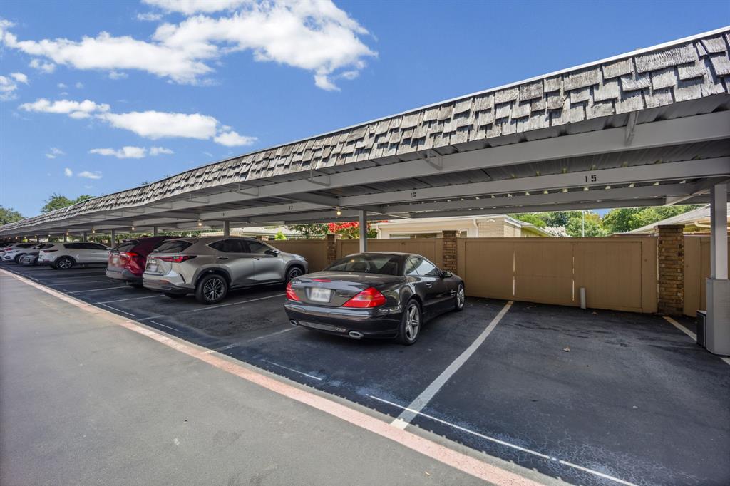Royale Orleans East Condo - Residential