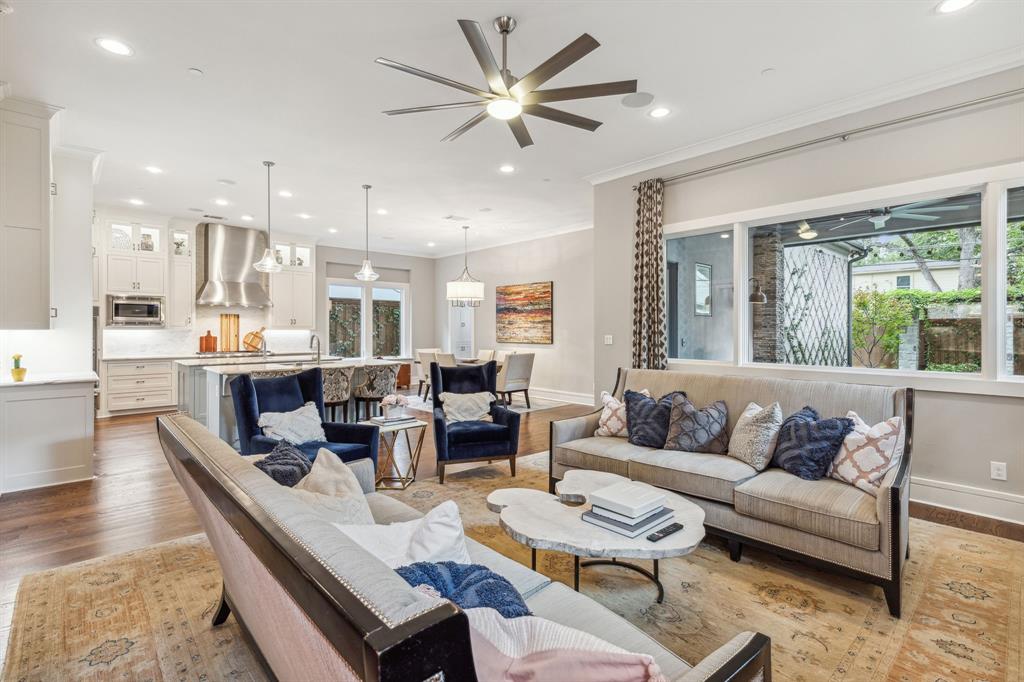 UNIVERSITY HEIGHTS - Residential