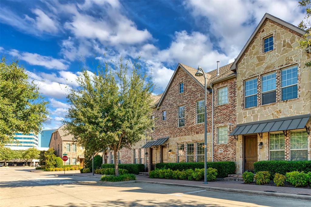 Town Homes At Legacy Town Cent - Residential Lease