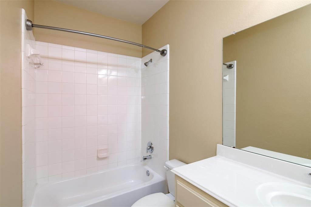 Town Homes At Legacy Town Cent - Residential Lease