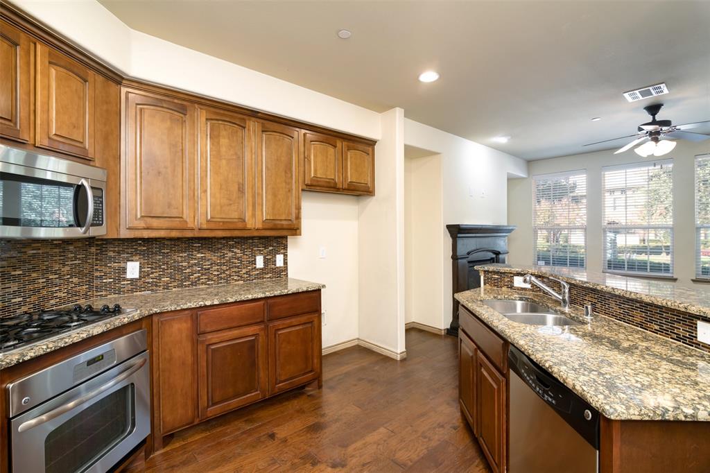 Town Homes At Legacy Town Cent - Residential Lease