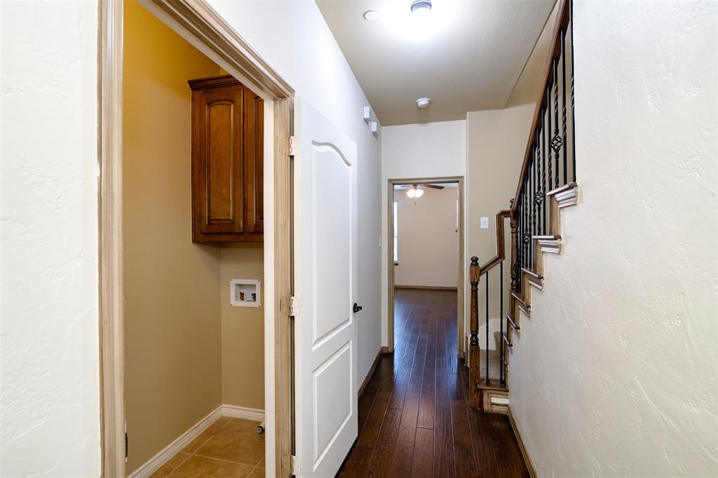 Town Homes At Legacy Town Cent - Residential Lease
