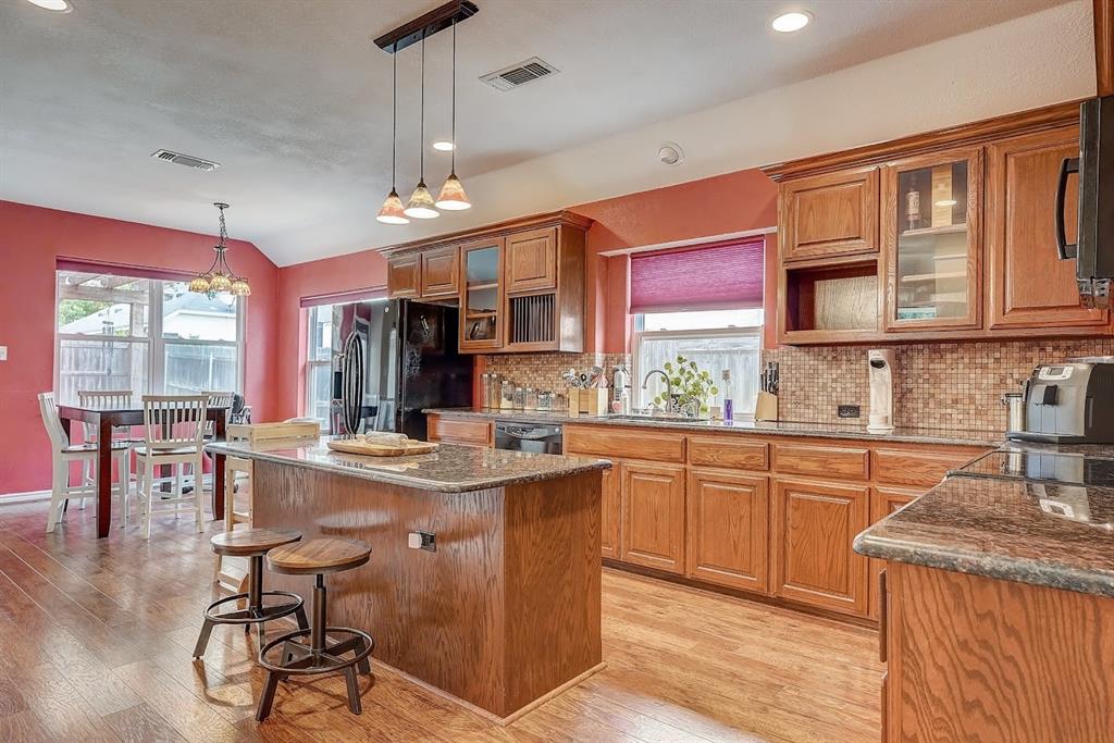 Hulen Bend Estates Add - Residential Lease