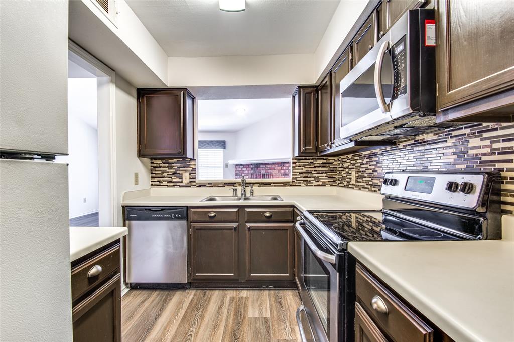 Quorum View Condos - Residential