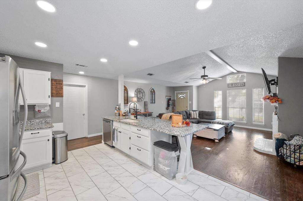 Cardinal Oaks - Residential