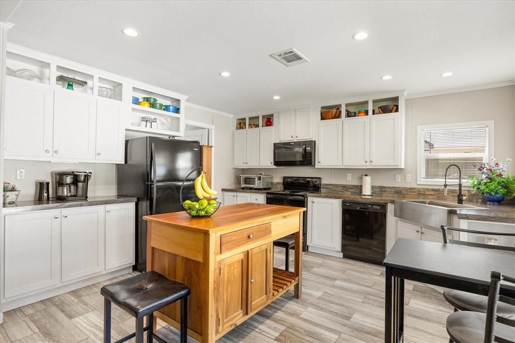Blue Water Shores - Residential