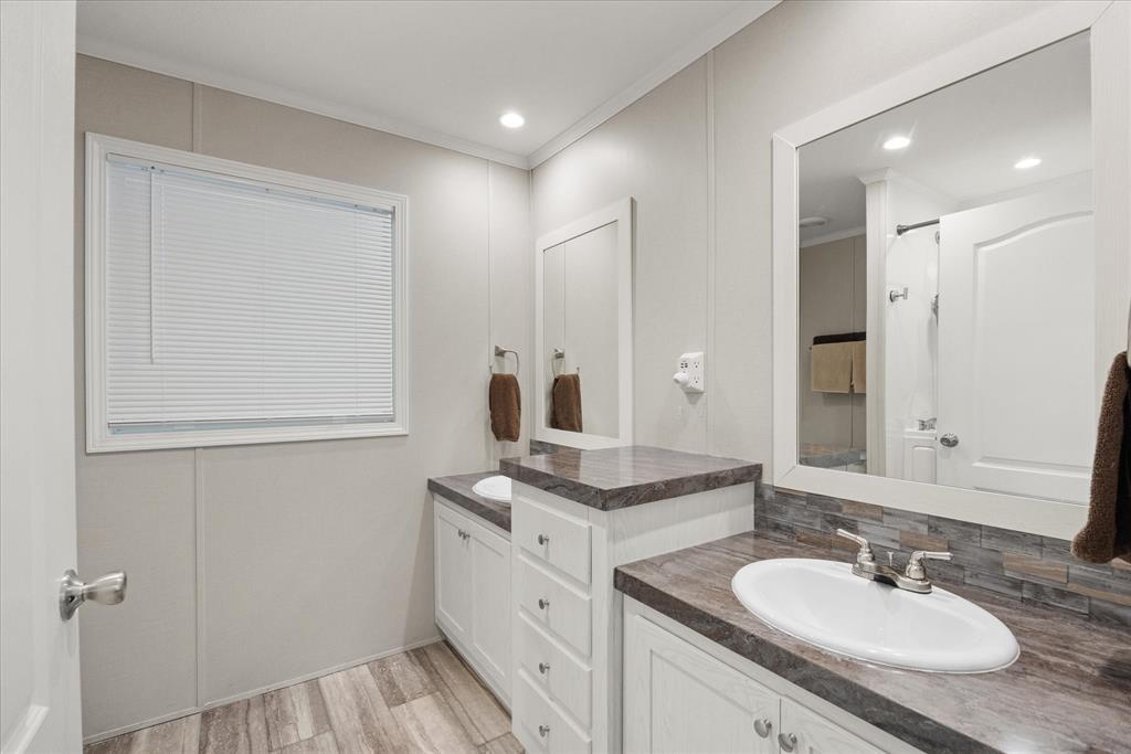 Blue Water Shores - Residential
