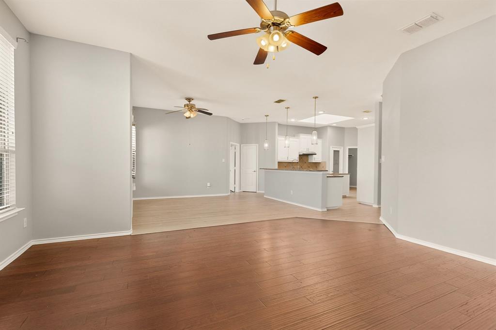 Kingston Mdws Ph 3b - Residential