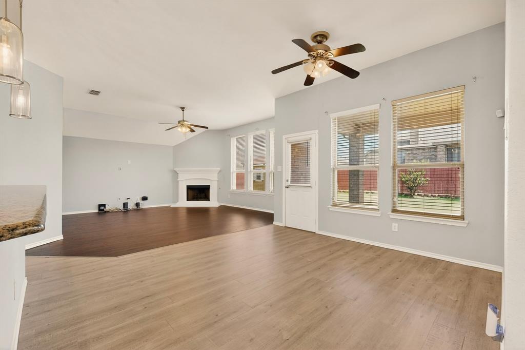 Kingston Mdws Ph 3b - Residential