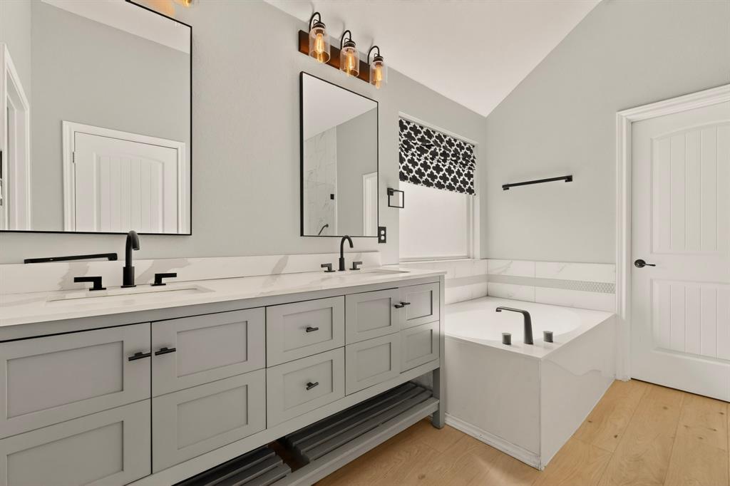Kingston Mdws Ph 3b - Residential