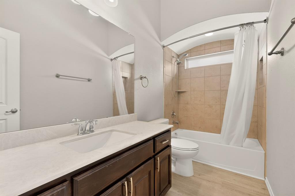 Kingston Mdws Ph 3b - Residential
