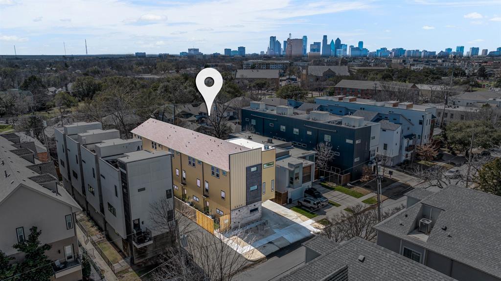 ALTA VISTA - Residential