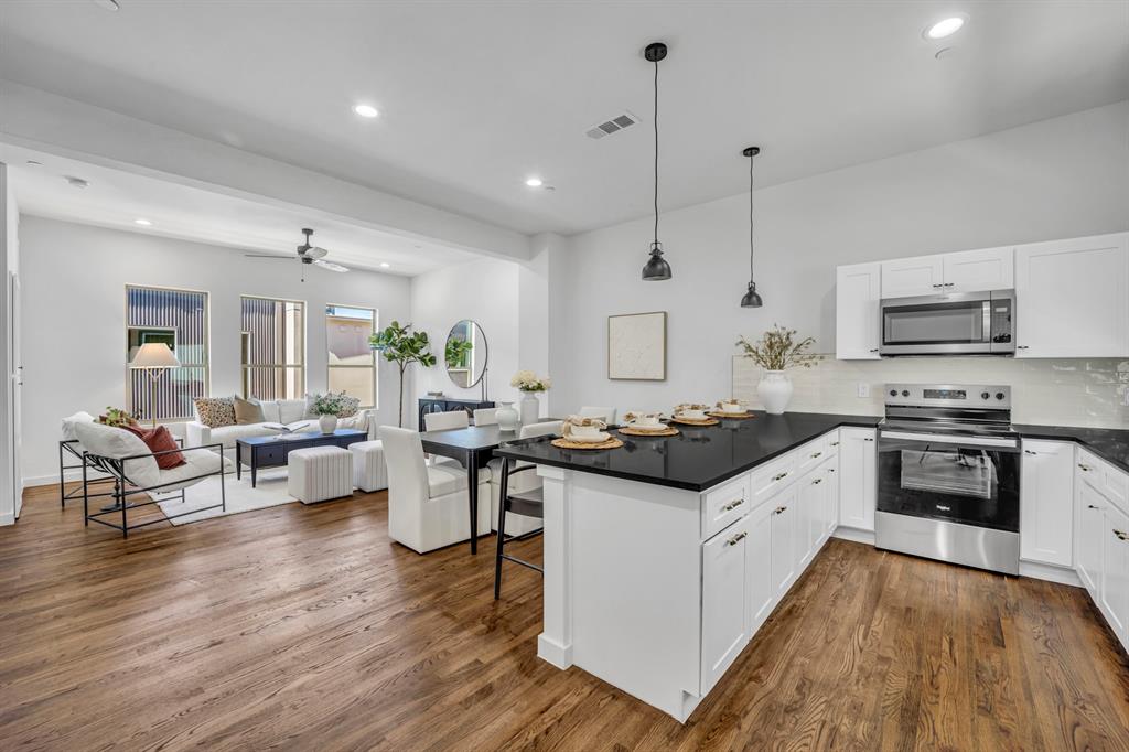 ALTA VISTA - Residential