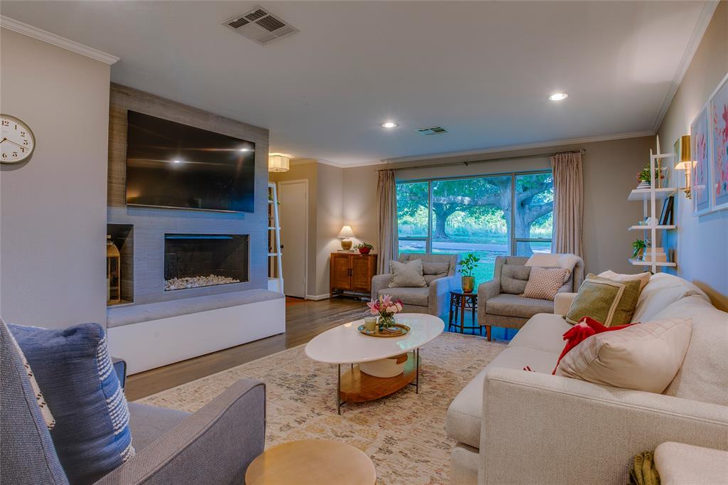 White Rock Forrest 2 - Residential