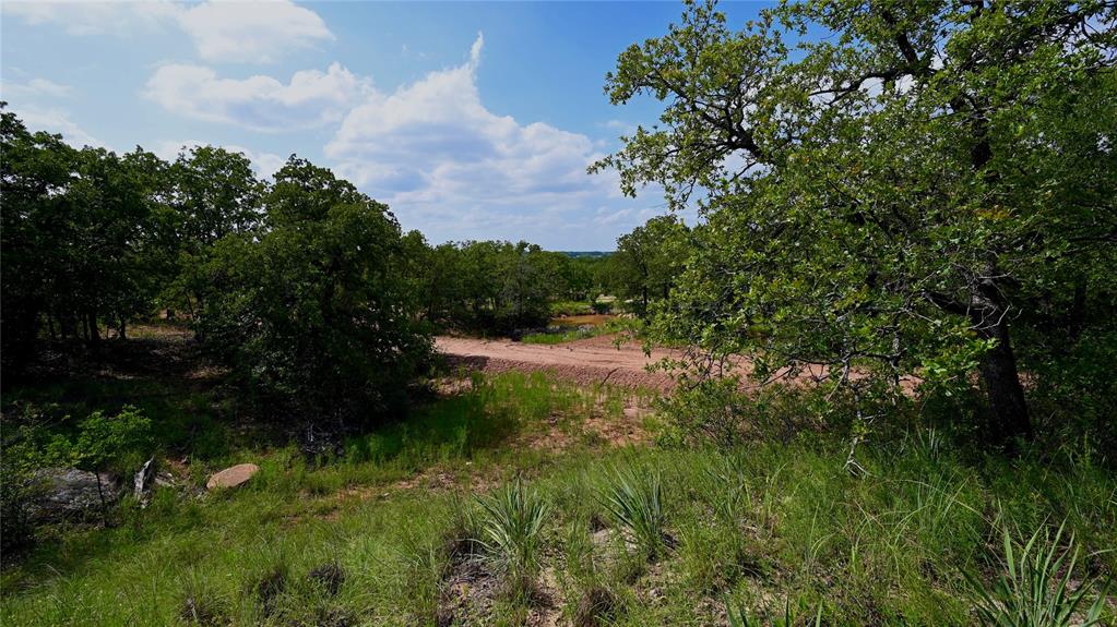 NOCONA HILLS - Land
