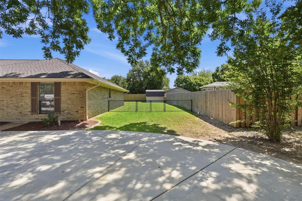 Decordova Bend Estate - Residential