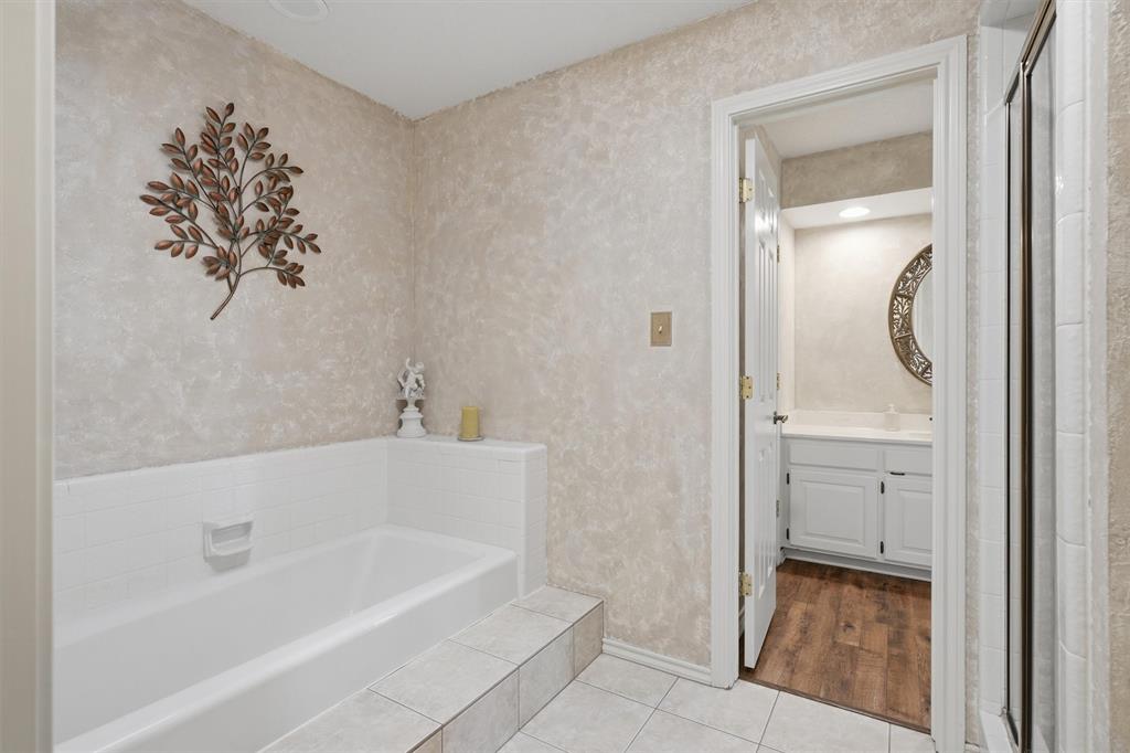 Decordova Bend Estate - Residential