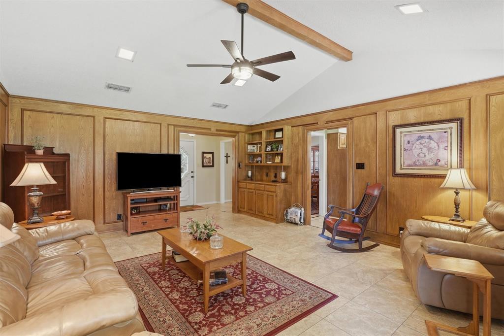 Decordova Bend Estate - Residential