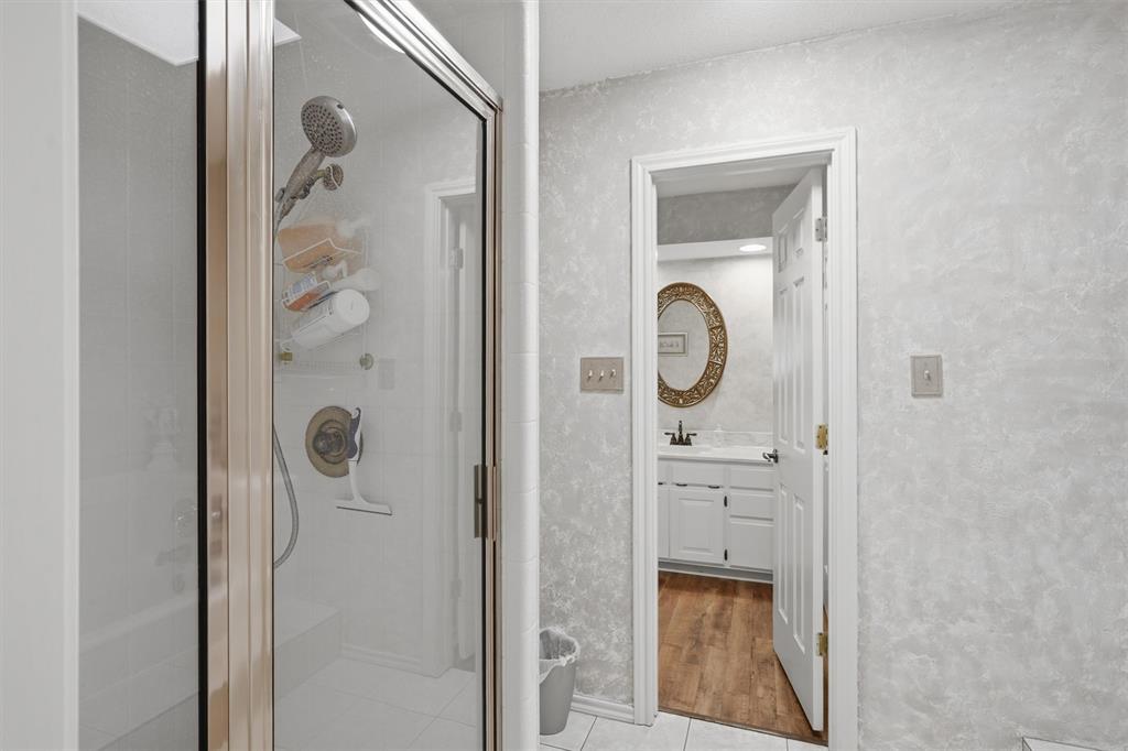 Decordova Bend Estate - Residential