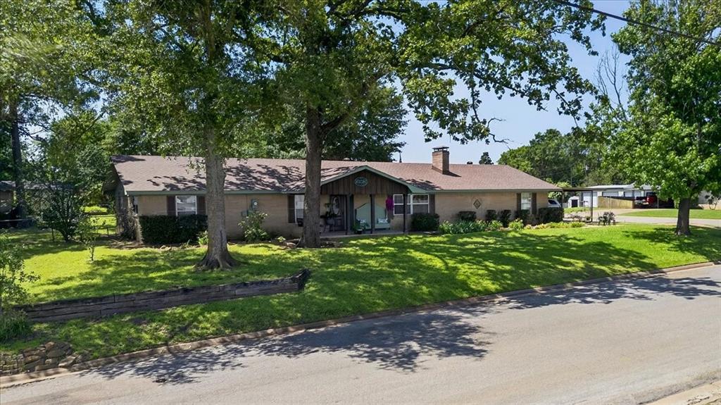 Colonial Acres - Residential