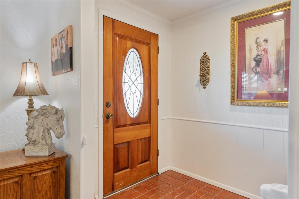 Colonial Acres - Residential