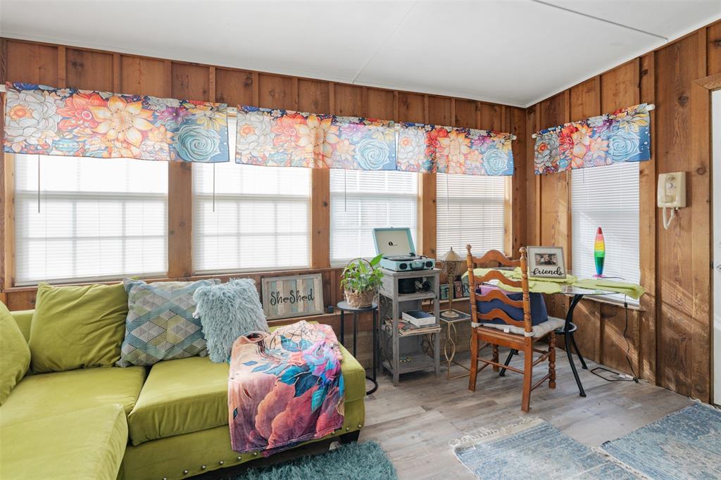 Colonial Acres - Residential