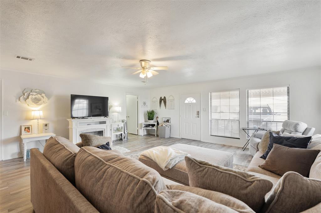 Colonial Acres - Residential