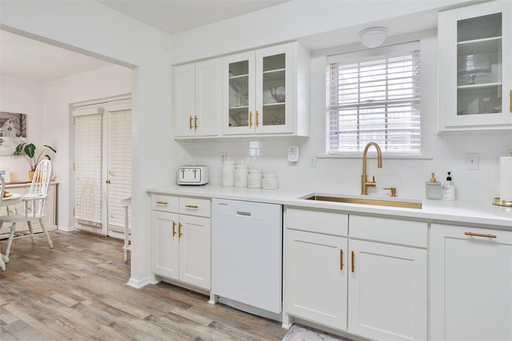Colonial Acres - Residential