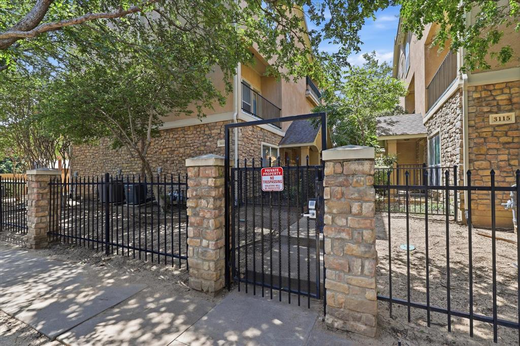 Plaza At Cedar Spgs - Residential