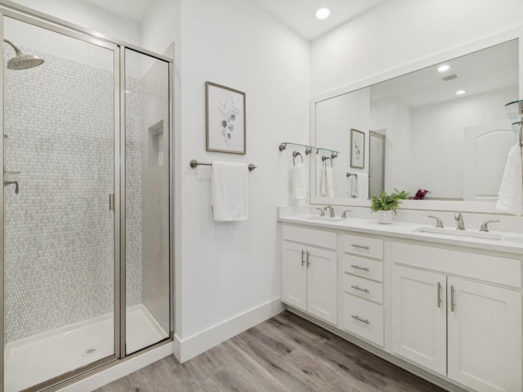 5743 Prospect Condos - Residential