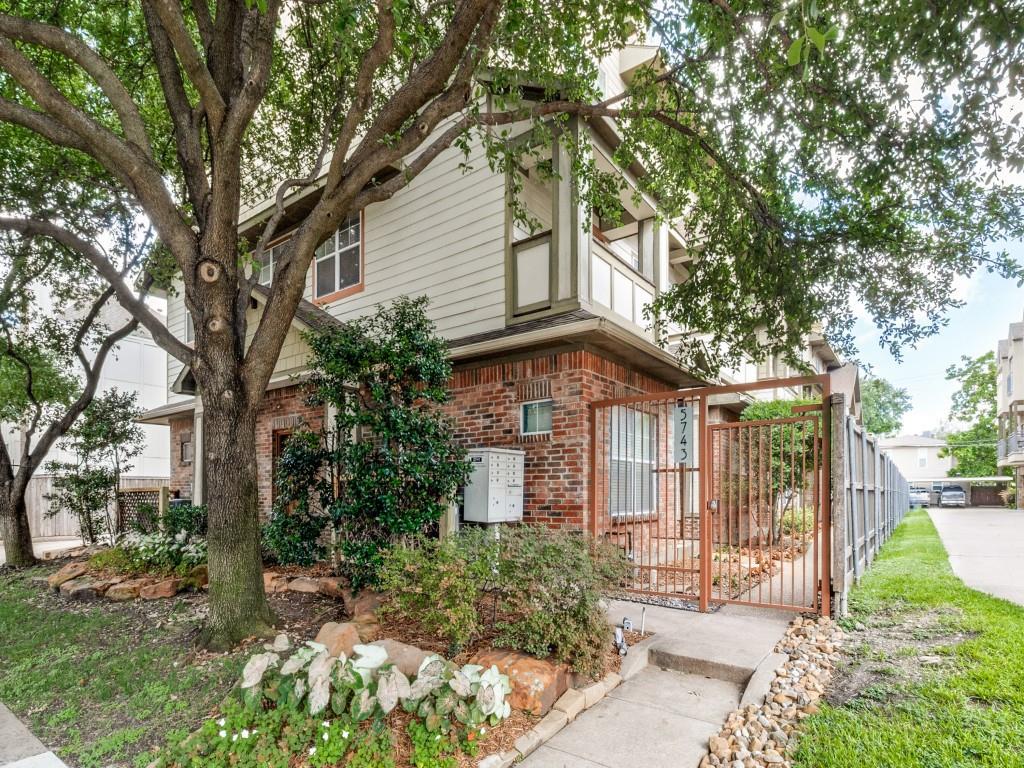 5743 Prospect Condos - Residential