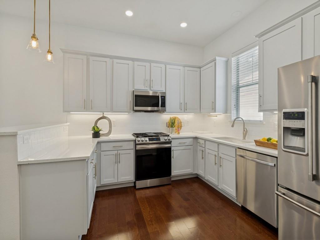 5743 Prospect Condos - Residential
