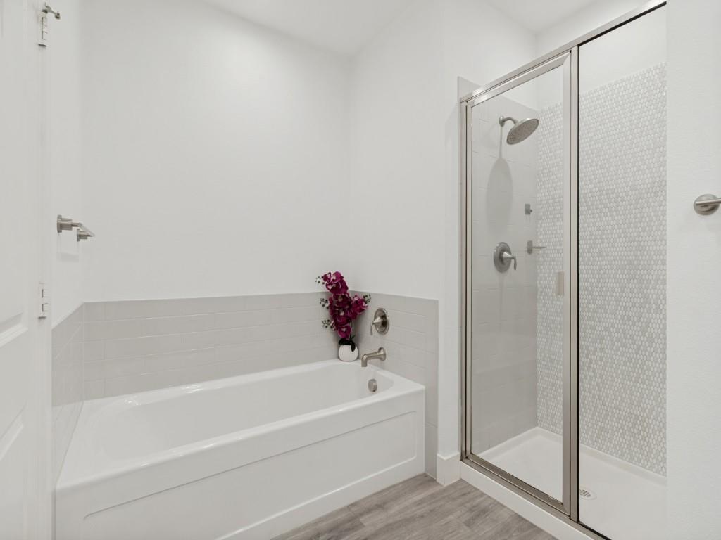 5743 Prospect Condos - Residential