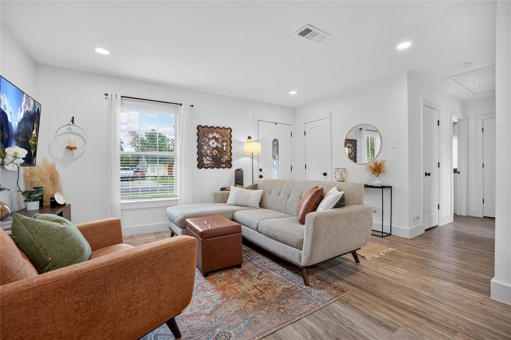 Casa View Heights - Residential