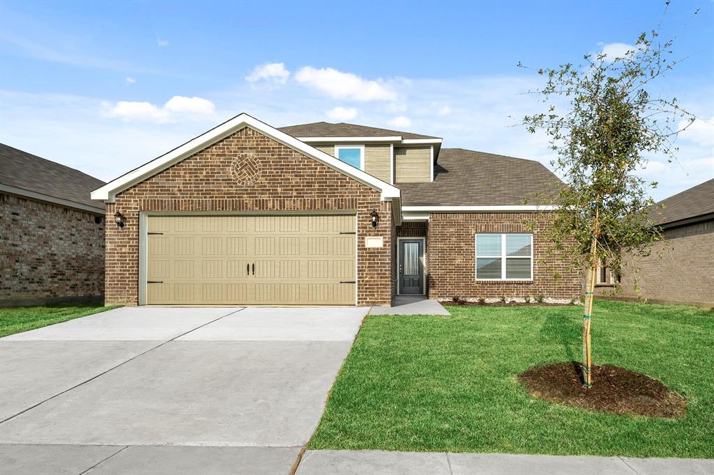This phenomenal four-bedroom home is sure to be the talk of the town with its spacious, upgraded interiors and stunning exterior design. Featuring four large bedrooms, including a main floor master suite, two and a half bathrooms, a chef-ready kitchen, expansive family room and more, this home offers plenty of space for your family. Homeowners at Patriot Estates enjoy world-class community amenities, as well as close proximity to major employers, local schools, great shopping, dining opportunities and more.