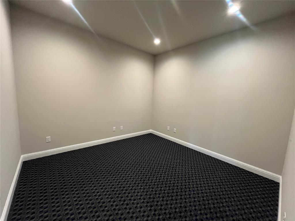 Collin Rdg Office Pk Owners As - Commercial Sale