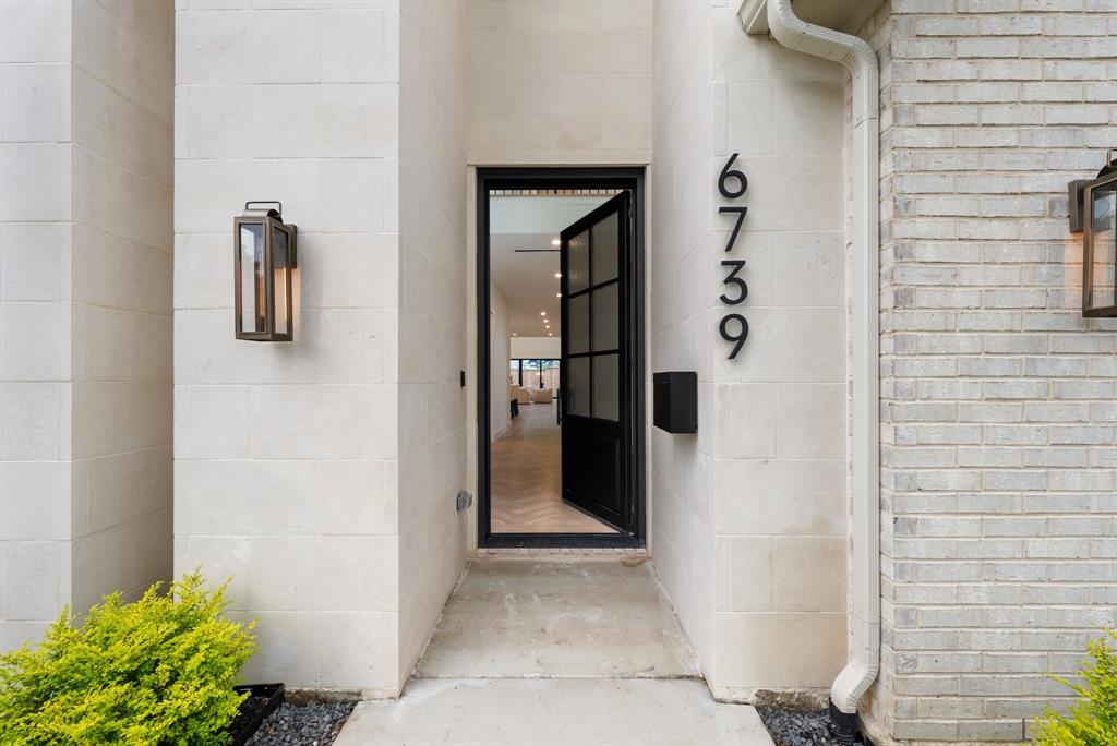 Crestmanor Estates - Residential
