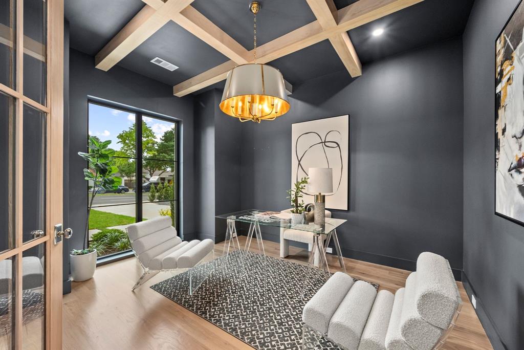 Crestmanor Estates - Residential