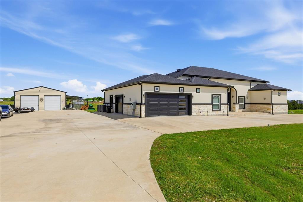 Moores Lake Estates Ph 1 - Residential
