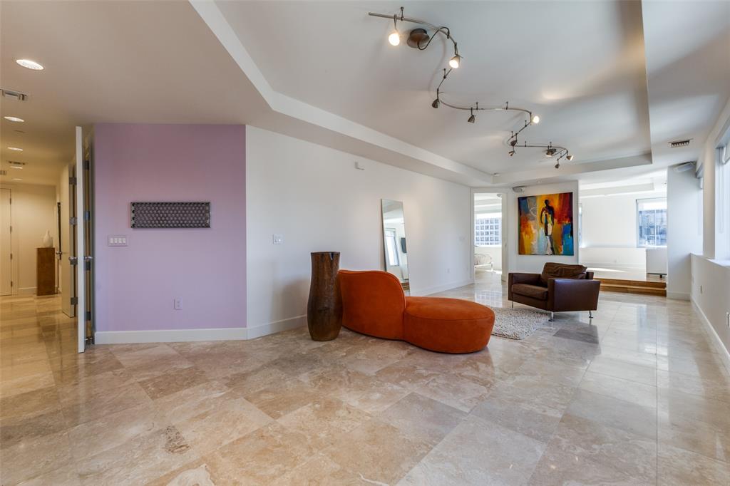 1505 Elm Street Condominiums - Residential