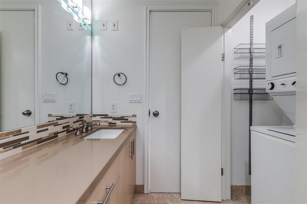 1505 Elm Street Condominiums - Residential